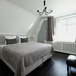 5 Bedroom Two Floor 160 M2 Penthouse Apartamento Tallin