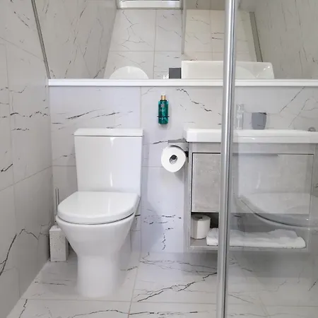 5 Bedroom Two Floor 160 M2 Penthouse Apartament