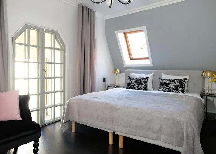 5 Bedroom Two Floor 160 M2 Penthouse *