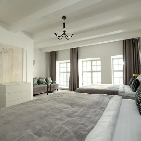 5 Bedroom Two Floor 160 M2 Penthouse 탈린