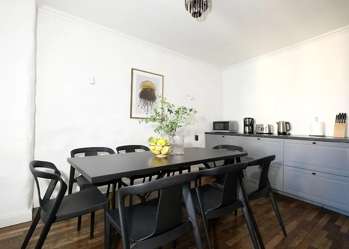 5 Bedroom Two Floor 160 M2 Penthouse 公寓 *